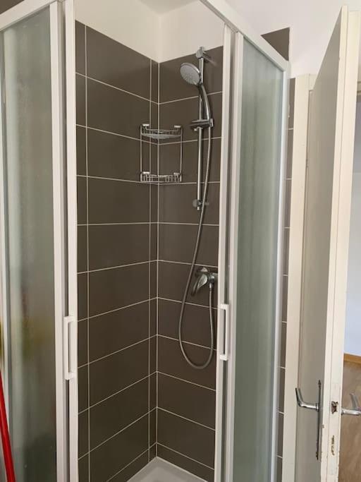 Casa Rino: Vacanze In Casetta...... Dongo Exterior foto